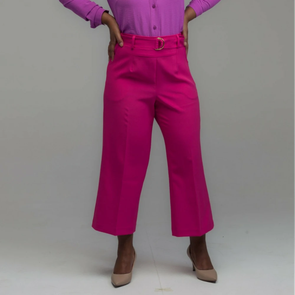Calça Pantacourt Alfaiataria Rosa
